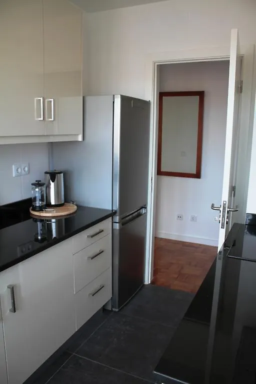 New Graca Spacious Apartment Лиссабон